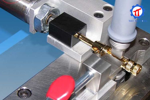 What is an ultrasonic metal welding machine? Advantages and disadvantages in detail