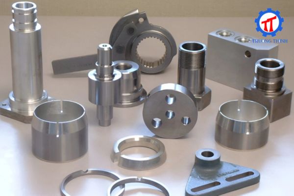 Máy gia công cơ khí - Các loại máy móc gia công hiện nay